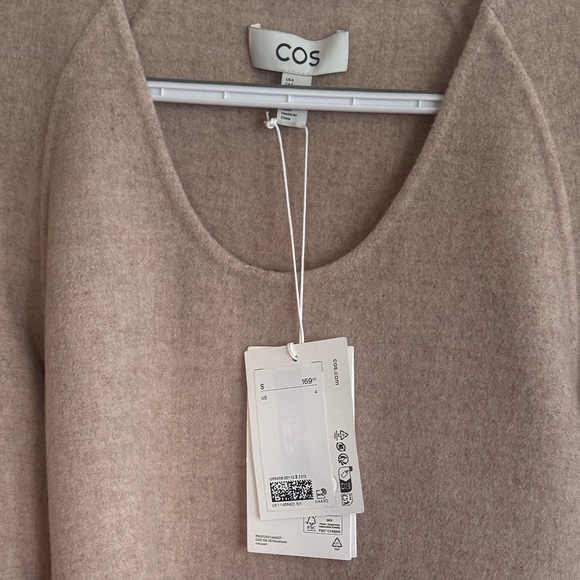 COS Structured Wool Top - NWT - Picture 2 of 4